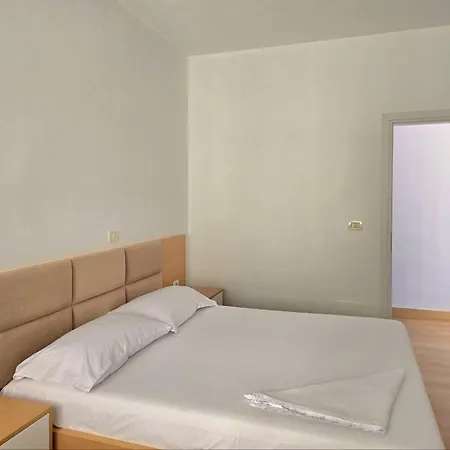 Holiday Apartmens In Saranda *