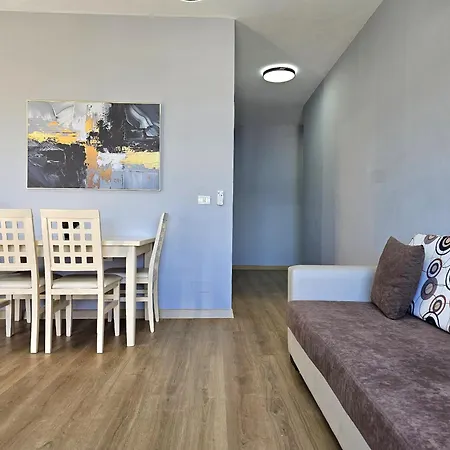 Apartman Holiday Apartmens In Saranda Saranda