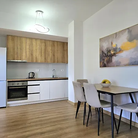 Holiday Apartmens In Saranda